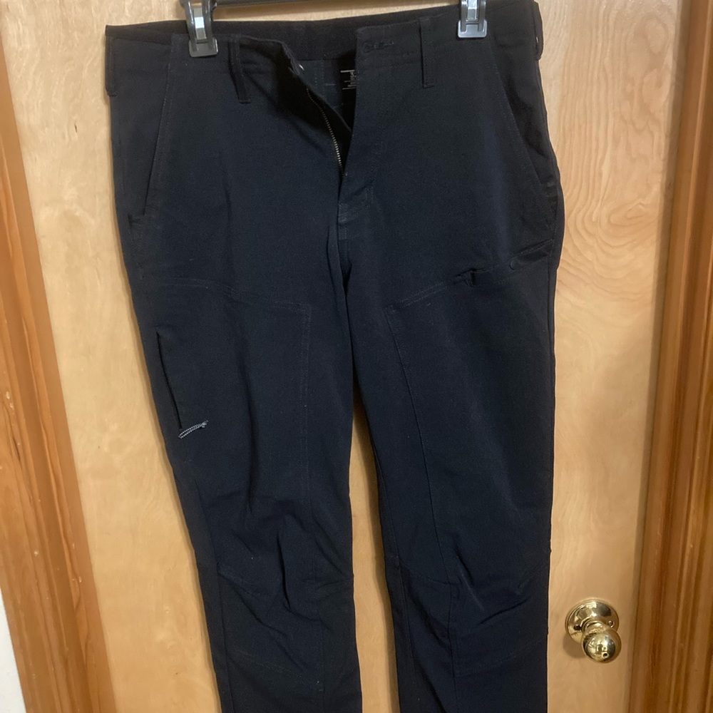 Mountain Hardwear Pants